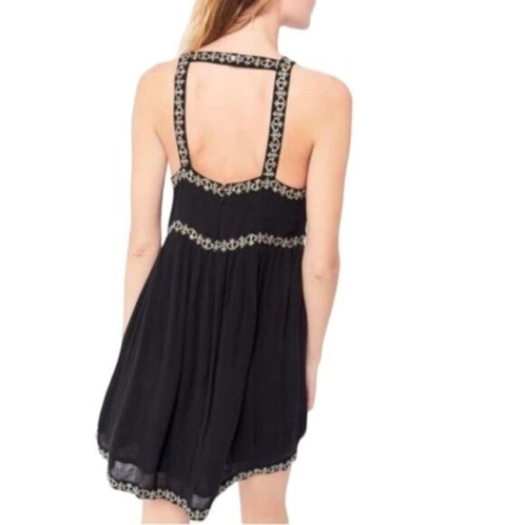 Urban Outfitters Dress Womens S Black Embroidered Sleeveless Mini Boho Style - Picture 4 of 14